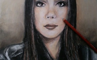 Portret ze zdjęcia ołówkiem lub kredkami elegancki i wzruszający prezent