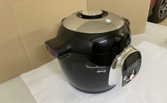 Sprzedam robot kuchenny Cookeo - Moulinex