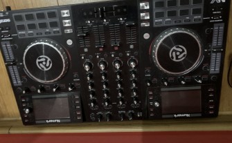 Numark NV2