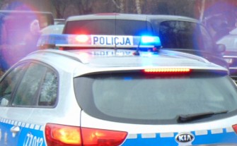 Trwa obława na 57-latka podejrzanego o zabójstwo dwóch osób w Starej Wsi w powiecie limanowskim