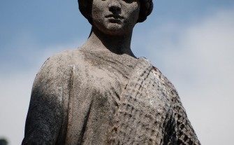 Poszukuję figurki świętej do ogrodu (Maryja, Józef, Jezus)