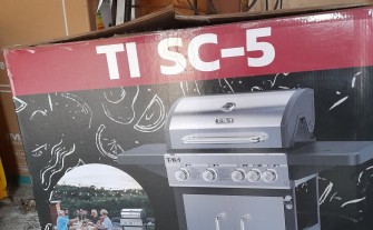 Sprzedam gril gazowy