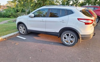 NISAN  SZWECJA IMPORT