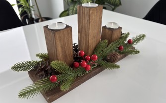 Stroik drewniany świąteczny