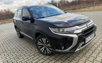 Mitsubishi Outlander 2018r. Pierwszy właściciel - full wypos. AA. Apple CarPlay, BiLed