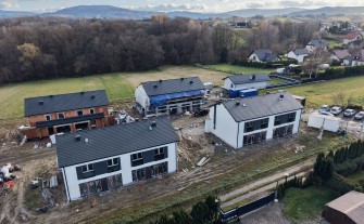 Domy w zabudowie bliźniaczej - przedmieścia Myślenic
