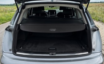 Roleta bagażnika audi Q7