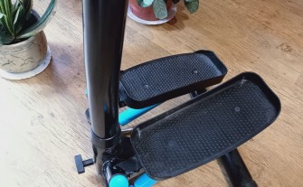 Stepper skrętny z kolumną