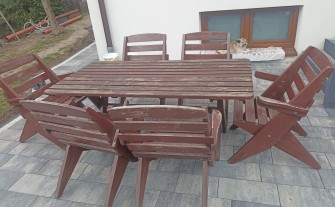 stół z krzesłami ogrodowy