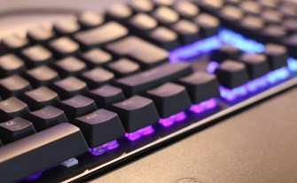 Jak dobrać myszkę i klawiaturę do swojego stylu grania?