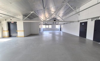 Do wynajęcia hala magazynowa przy ul. Drogowców w Myślenicach.