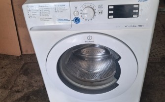 Pralka automatyczna firmy Indesit
