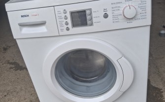Pralka automatyczna firmy Bosch 6 kg