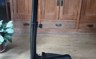Stepper skrętny z kolumną