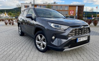 Toyota RAV4 Executive skóra kamery 360 4x4 automat