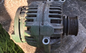 Alternator firmy Bosch