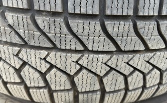 2x opony ( zima ) 225/55/19 - 8,5mm
